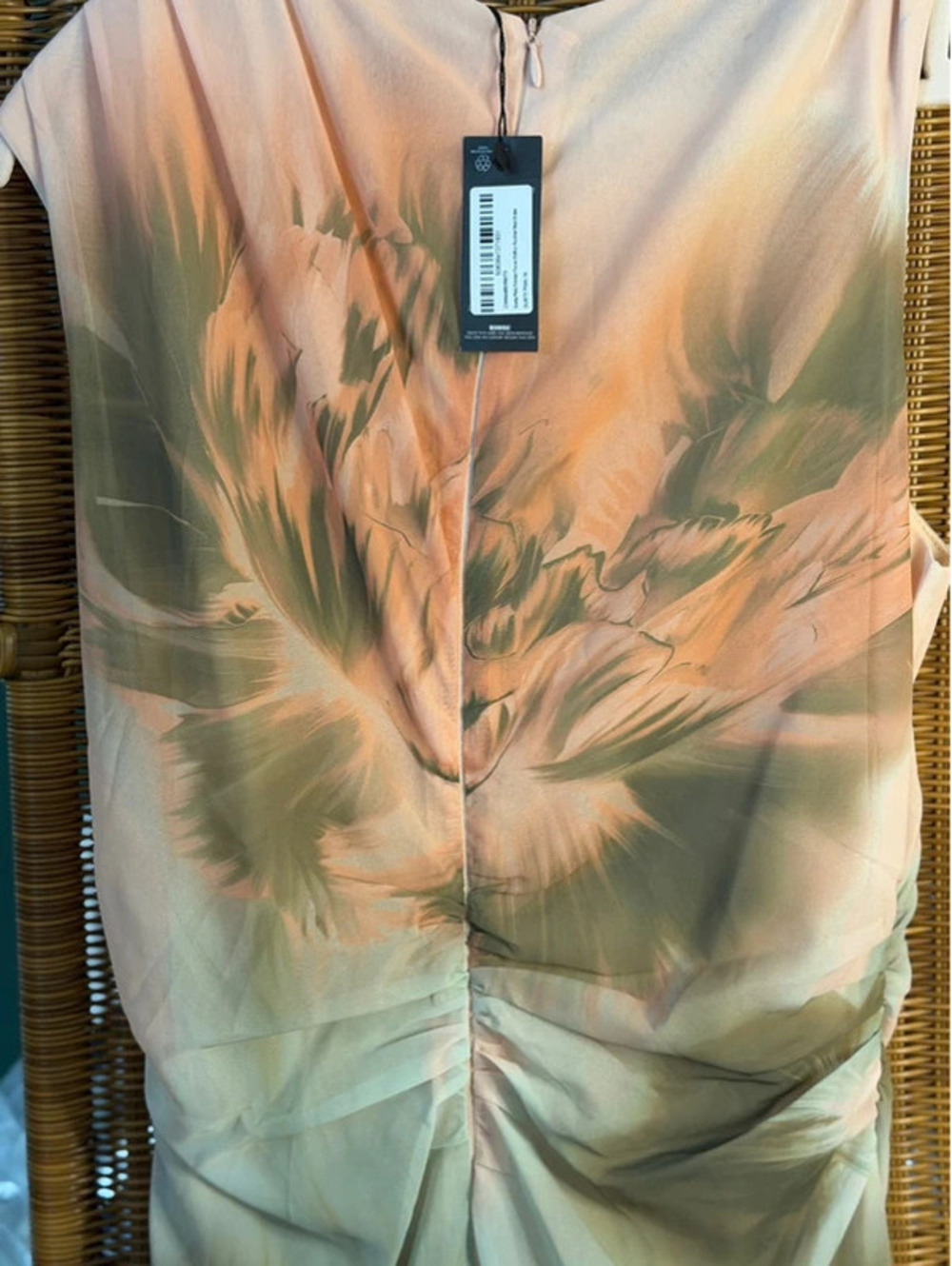 NWT-Sz 10 PrettyLittleThing Printed Floral Chiffon Ruched Sleeveless Maxi Dress - Picture 6 of 7